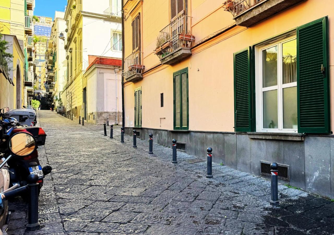 Apartament Metro Amedeo - Stanza Privata Con Vasca Idromassaggio Neapol Zewnętrze zdjęcie